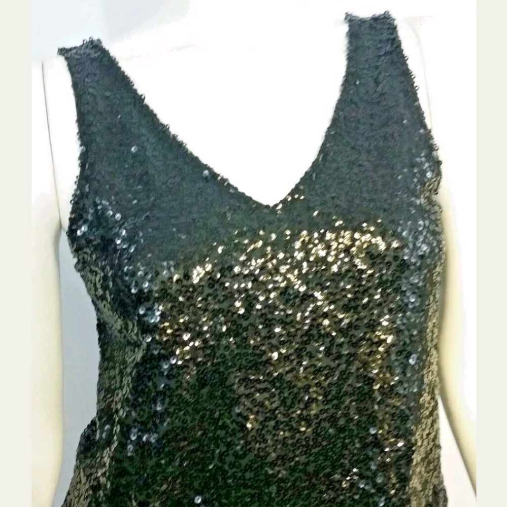 One Clothing Los Angeles black camisole sequence